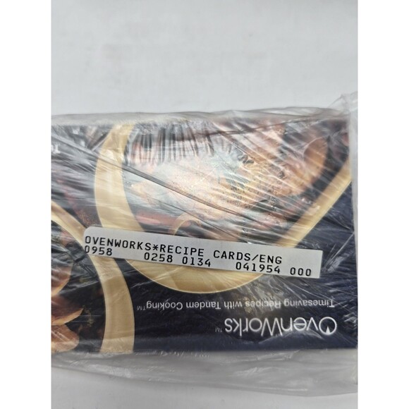 NOS VINTAGE TUPPERWARE OVEN WORKS ULTRA PLUS BLACK 3 QT CASSEROLE LID RECIPES - Picture 3 of 11